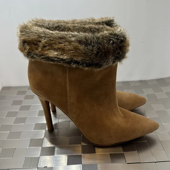 Jessica‎ Simpson canine2 leather Heels - Picture 5 of 7